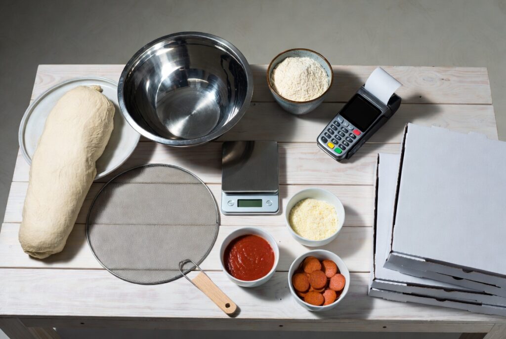 montar-delivery-de-pizza-em-casa-1024x687 Como Montar uma Pizzaria Delivery em Casa com R$ 1.800 e Faturar mais de R$ 5.000 por mês